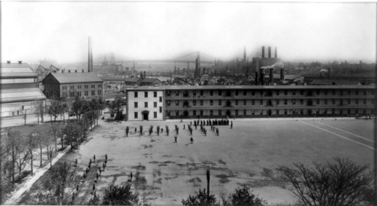 Brooklyn Navy Yard LCCN96513429