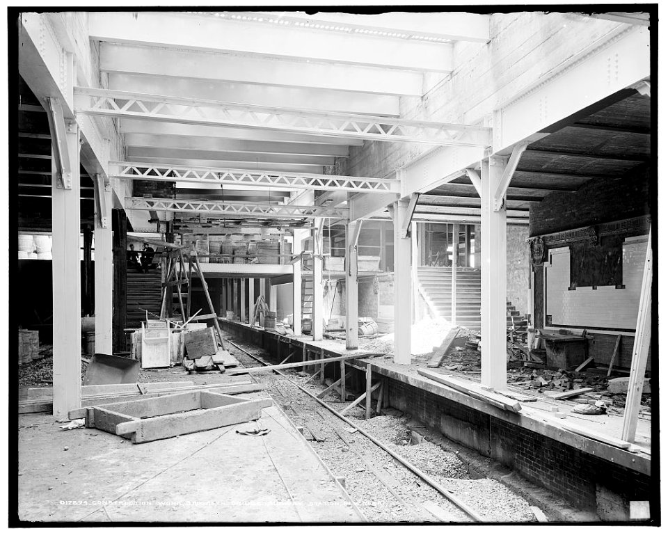 Brooklyn Bridge station under construction in 1904