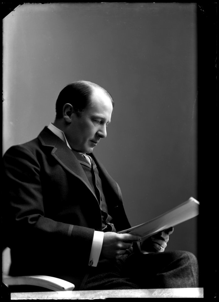 Bror Olsson, actor, undated portrait - SMV - GO005