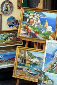 Realist italy frame