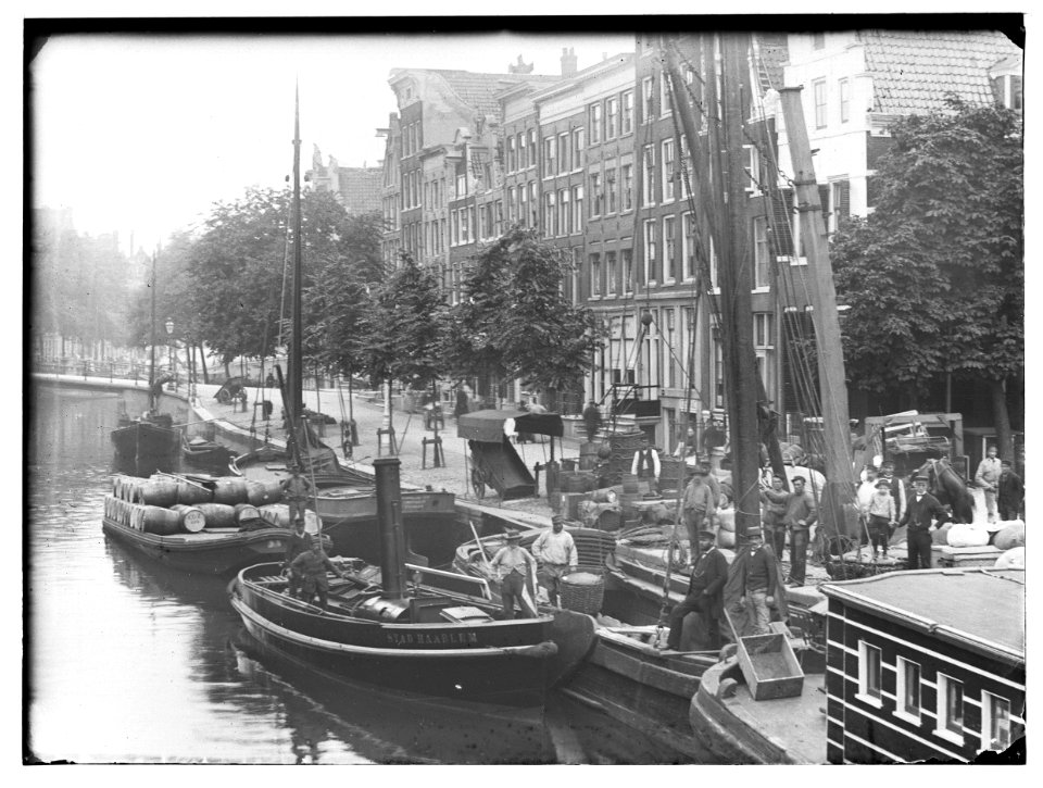 Brouwersgracht 68-70-72 enz (vrnl) Jacob Olie (max res)