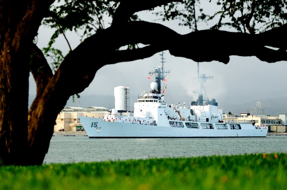 BRP Gregorio del Pilar transits Pearl Harbor channel 110729-N-WP746-276