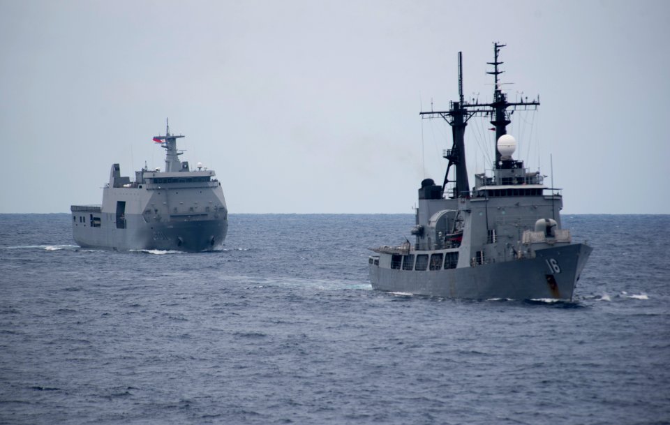 BRP Ramon Alcaraz and BRP Tarlac at MTA Sama-Sama 2018 002