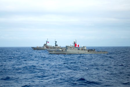BRP Bonifacio and BAP Ferre at RIMPAC 2018 001