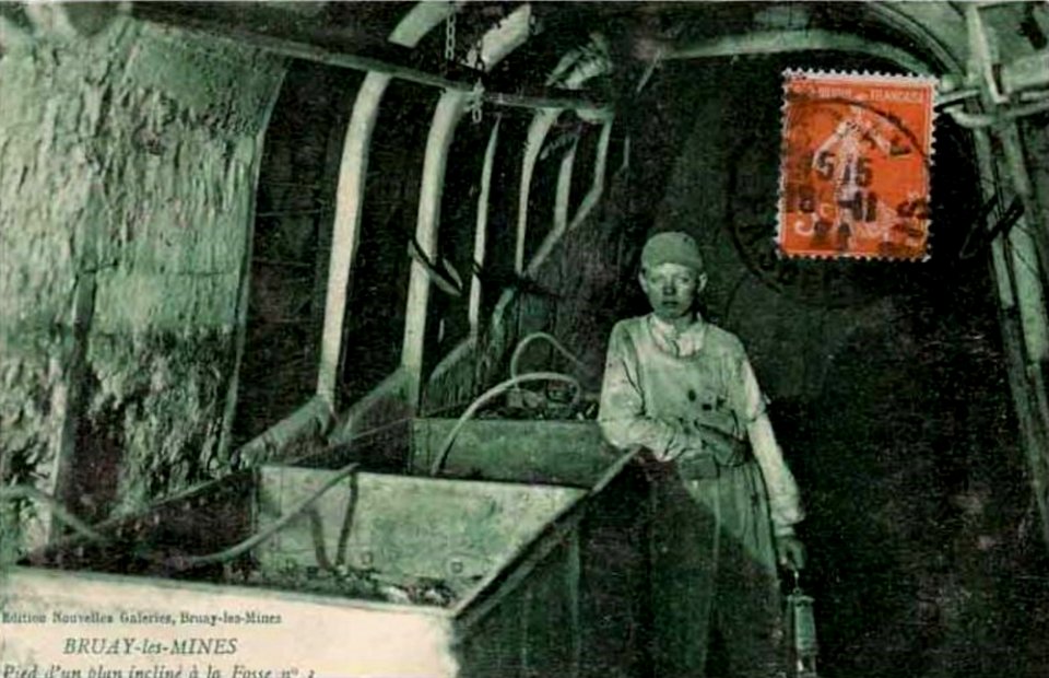 Bruay-la-Buissière - Fosse n° 2 des mines de Bruay (A)