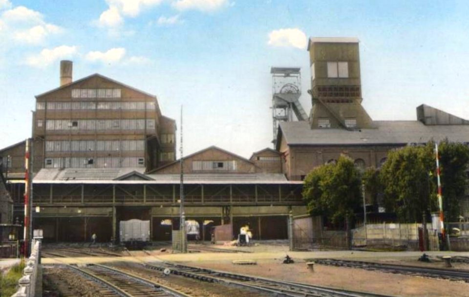 Bruay-la-Buissière - Fosse n° 3 - 3 bis - 3 ter des mines de Bruay (G)