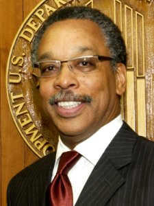 Bruce S. Gordon 207-DP-9299-NAACP0318 (cropped)