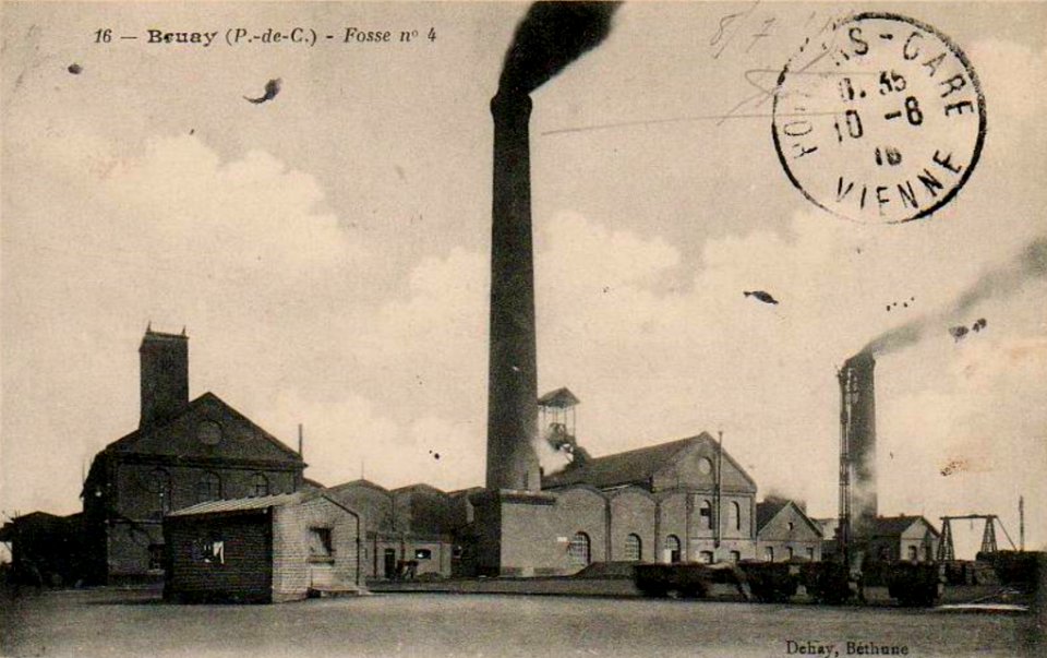 Bruay-la-Buissière - Fosse n° 4 - 4 bis - 4 ter des mines de Bruay (F)