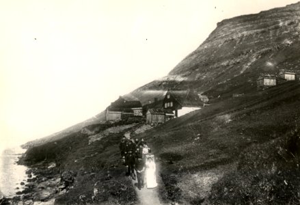 Brudefolk ved Haraldssund i Færøerne (DNT-119020)