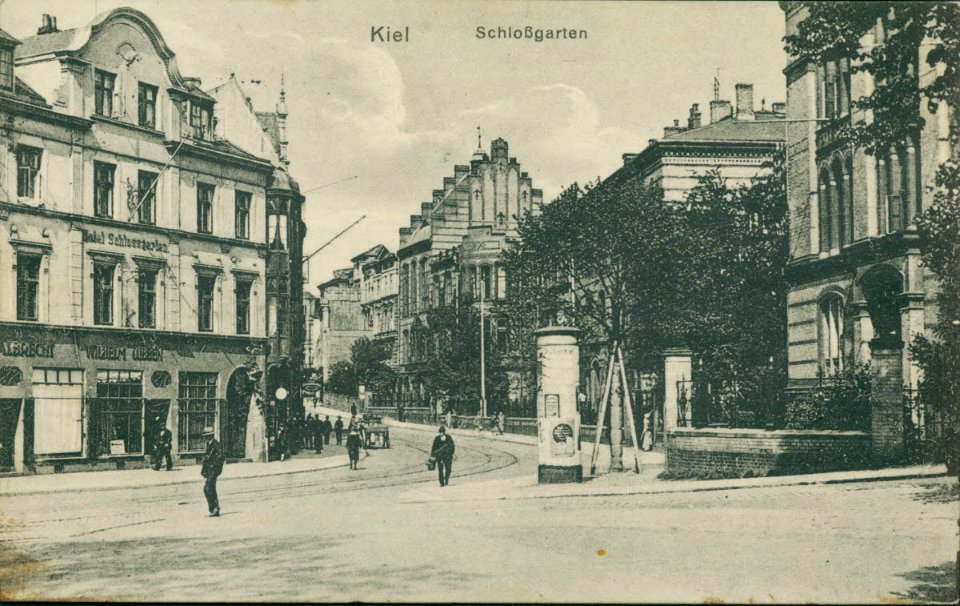 Brunswiker Straße, Ecke Schlossgarten (Kiel 83.674)