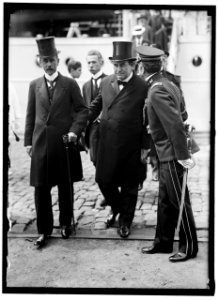 BRYAN, WILLIAM JENNINGS. REP. FROM NEBRASKA, 1891-1895; SECRETARY OF STATE, 1913-1915. WITH DR. L. MULLER OF BRAZIL LCCN2016864675
