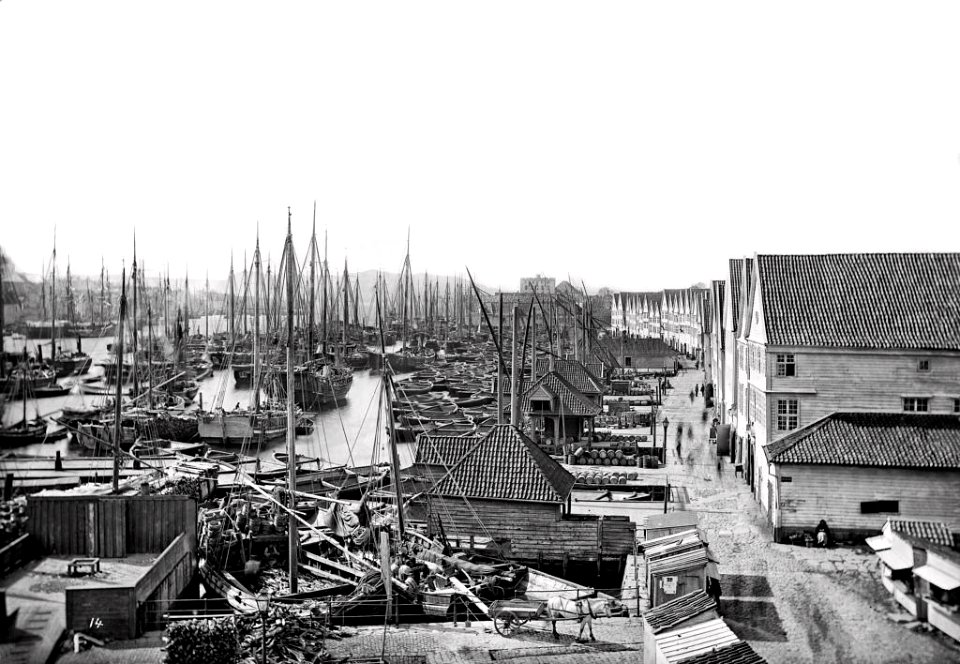 Bryggen in Bergen by Knud Knudsen abt 1866