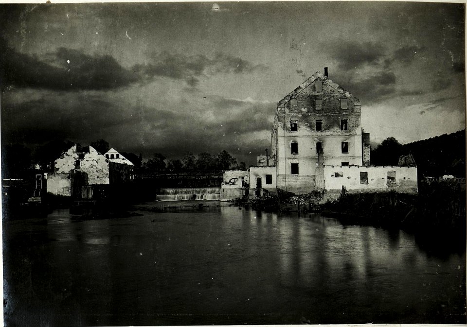 Brzezany, Brandschatzung Mühle (BildID 15432147)
