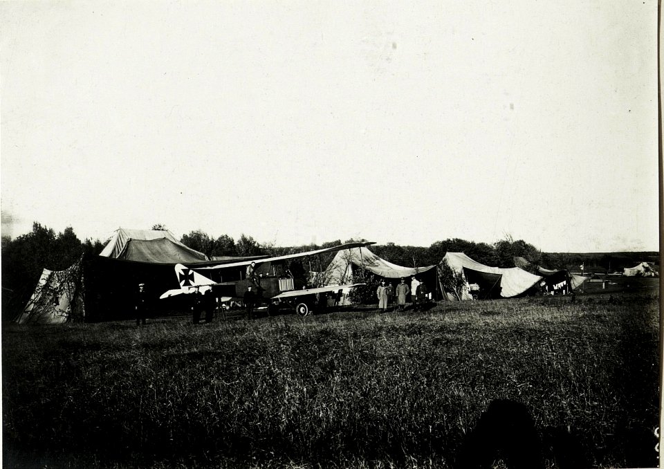 Brzezany, Am Flugplatz II (BildID 15432742)