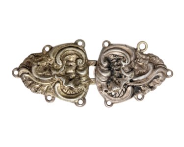 Bröstknäppe i silver, 1700-tal - Hallwylska museet - 110400 photo