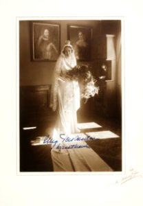 Bröllopsfotografi. Ulla Tersmeden, f. Wachtmeister - Hallwylska museet - 87233