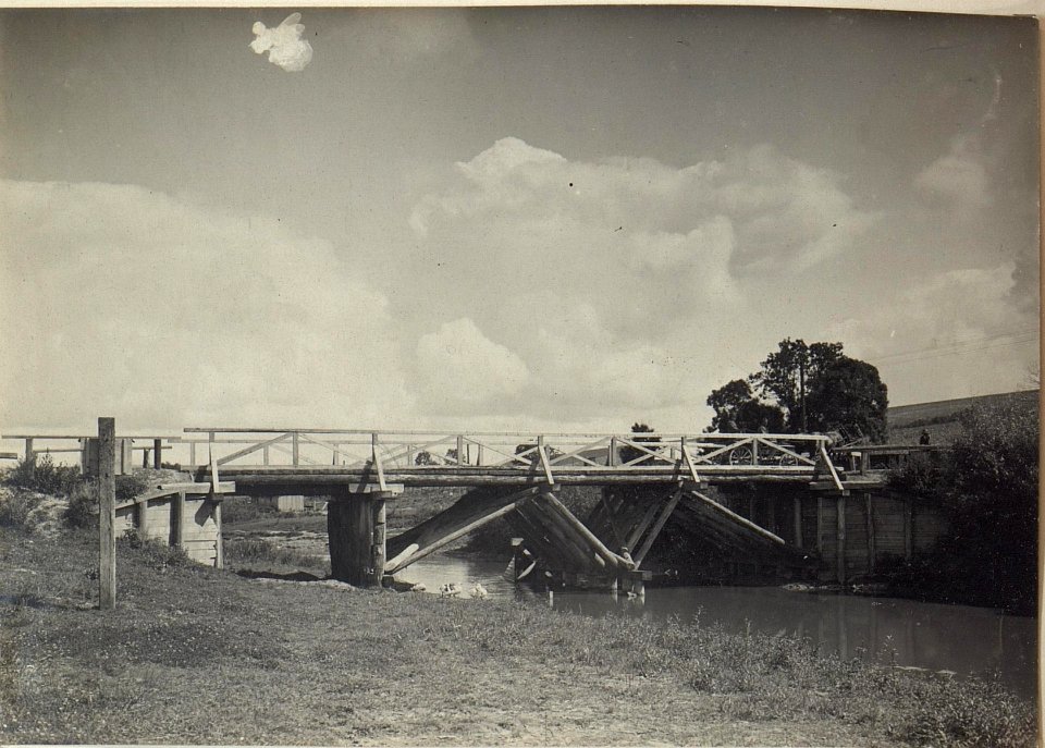 Brücke bei Bozykow-Woloszczyzna an der Zl.Lipa. (BildID 15727404)
