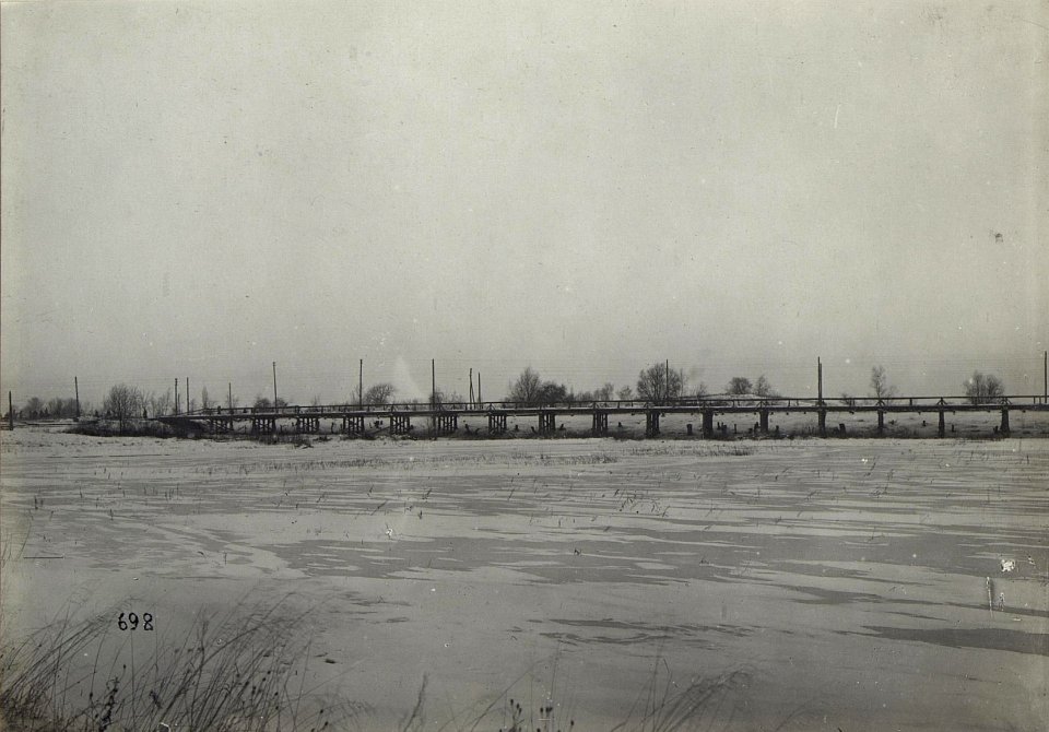 Brücken im winterlichen Galizien (BildID 15681216)