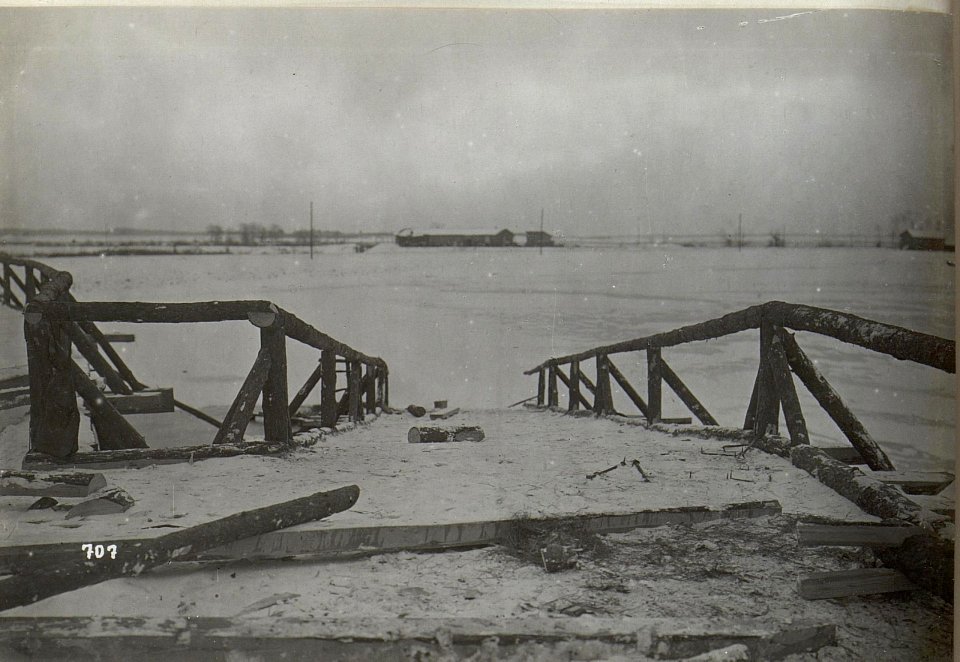 Brücken im winterlichen Galizien (BildID 15681279)