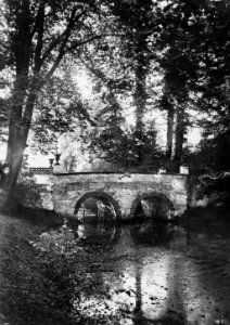 Brücke im Park zu Ascheberg (Kiel 70.240)