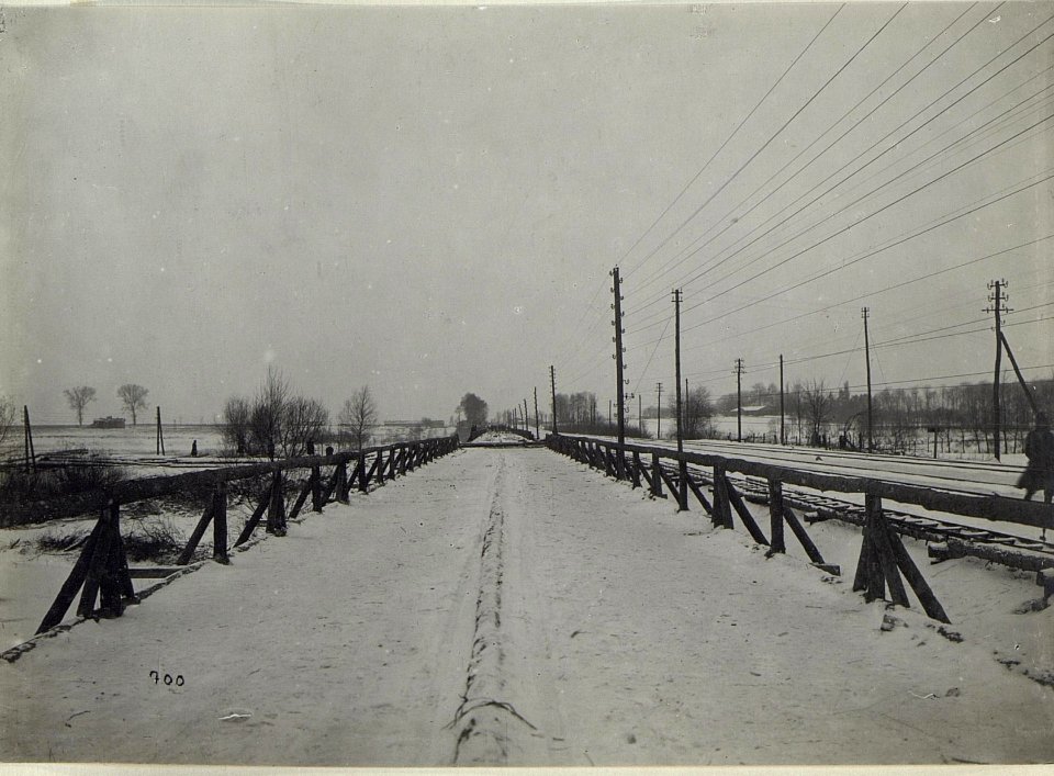 Brücken im winterlichen Galizien (BildID 15681230)