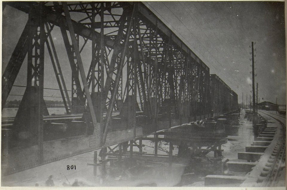 Brücken im winterlichen Galizien (BildID 15681923)