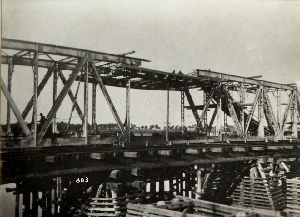 Brücken im winterlichen Galizien (BildID 15681937)