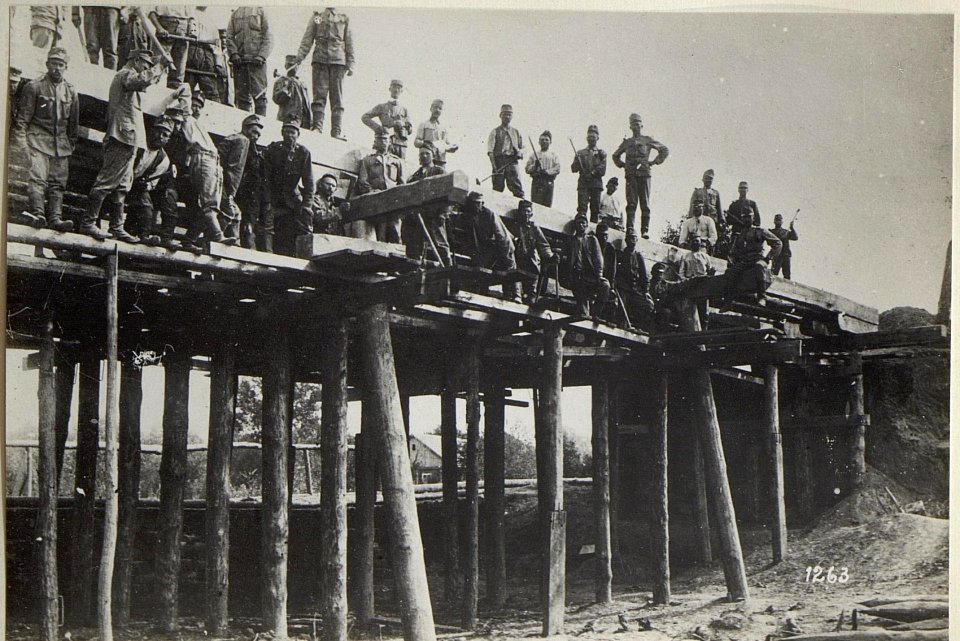 Brückenbau in Galizien im Abschnitt der vierten k.u.k. Armee (BildID 15685739)