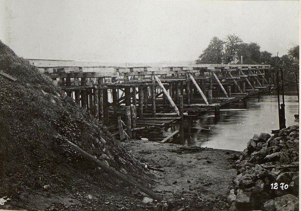 Brückenbau in Galizien im Abschnitt der vierten k.u.k. Armee (BildID 15685788)
