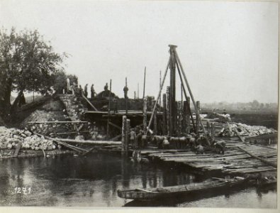 Brückenbau in Galizien im Abschnitt der vierten k.u.k. Armee (BildID 15685795)