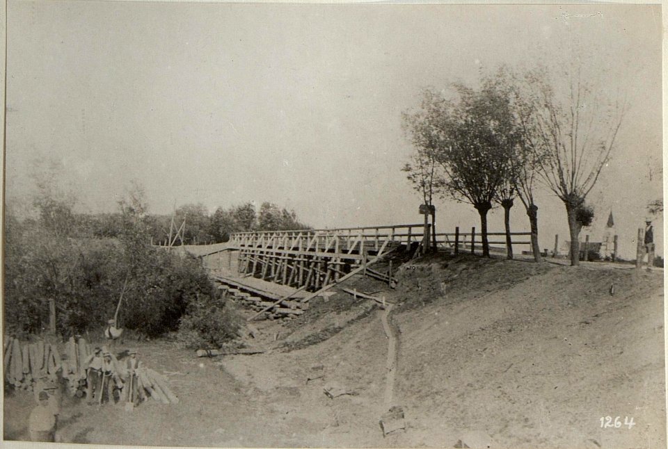 Brückenbau in Galizien im Abschnitt der vierten k.u.k. Armee (BildID 15685746)