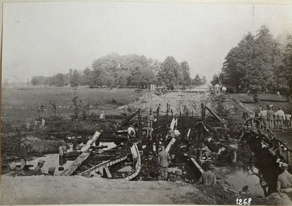 Brückenbau in Galizien im Abschnitt der vierten k.u.k. Armee (BildID 15685774)