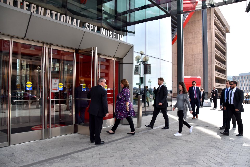 BSAC 145 Training International Spy Museum (49913105573)