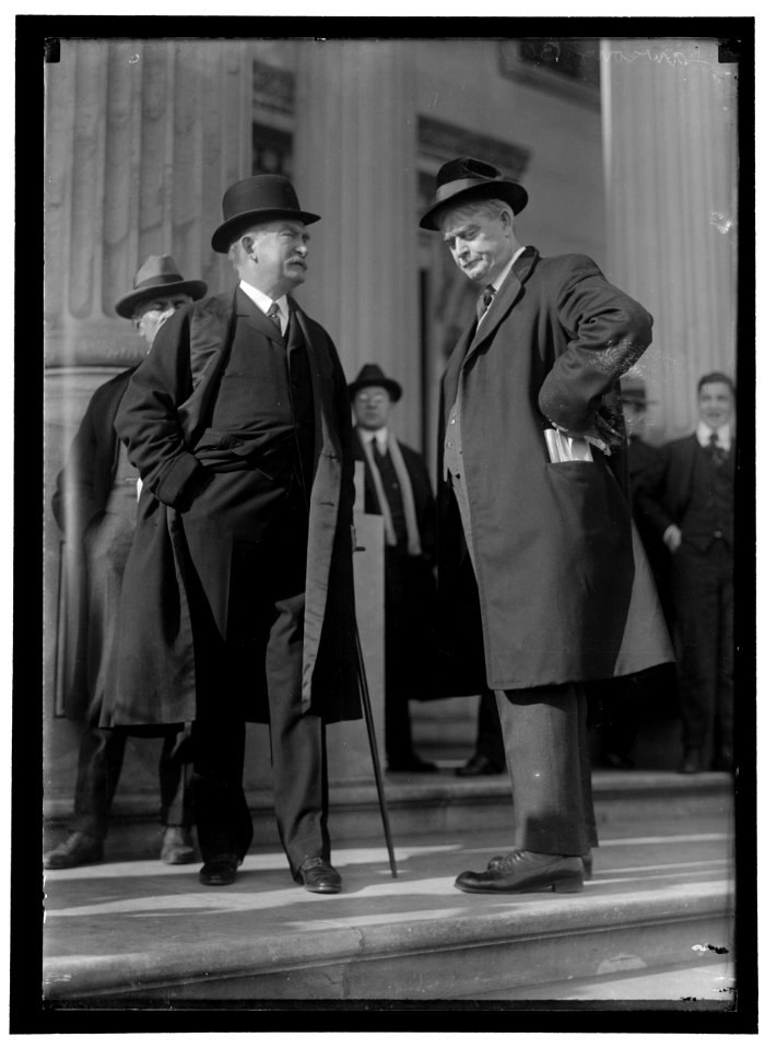 BUCHANAN, FRANK. REP. FROM ILLINOIS, 1911-1917. RIGHT, WITH THOMAS W. LAWSON; LEAK HEARINGS LCCN2016867074