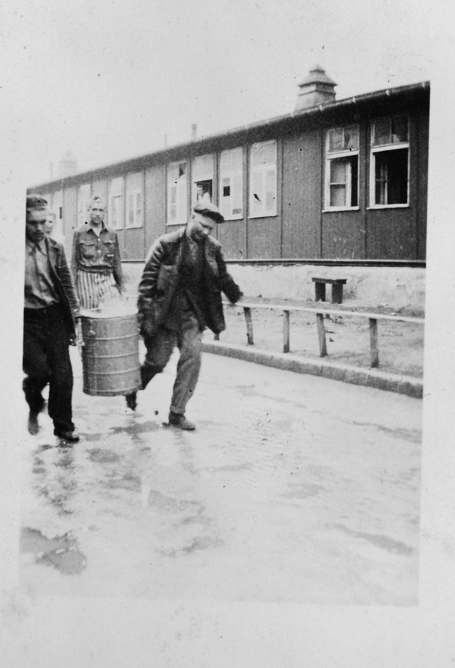 Buchenwald Survivors 73324
