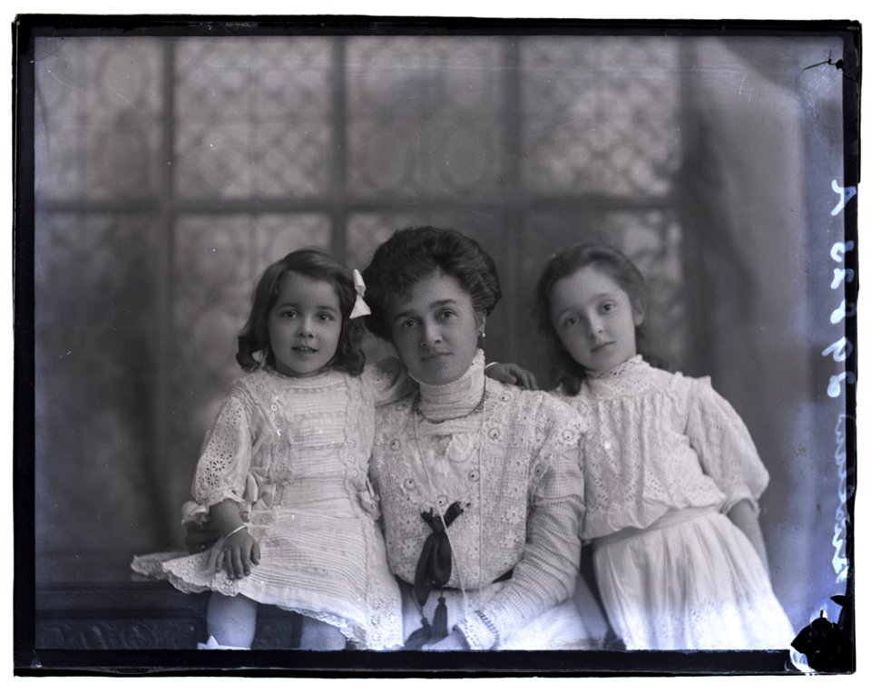 Buckland group, 19 Oct 1909 (16394601640)