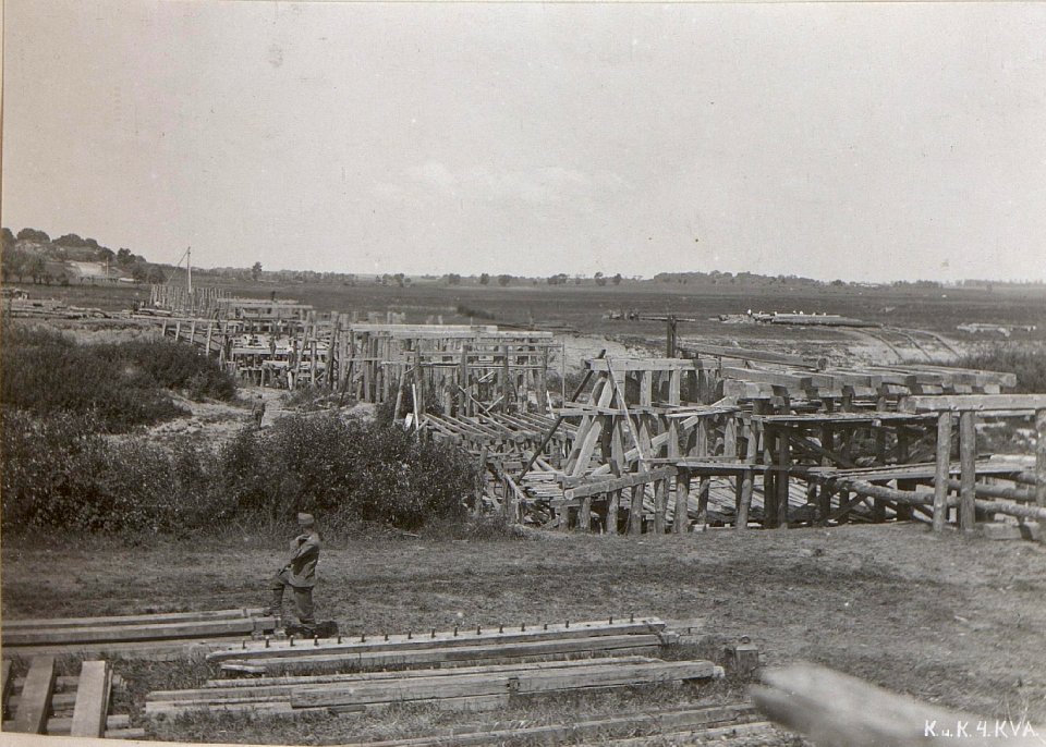 Bugbrücke im Bau bei Wgodanka (BildID 15695567)