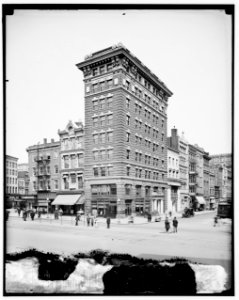 Building, 15th and G Sts LOC hec.13596