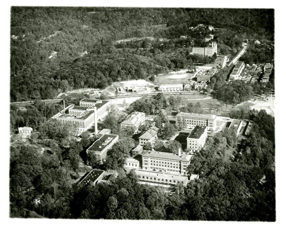 BuildingonOldCampusAerialViews 016