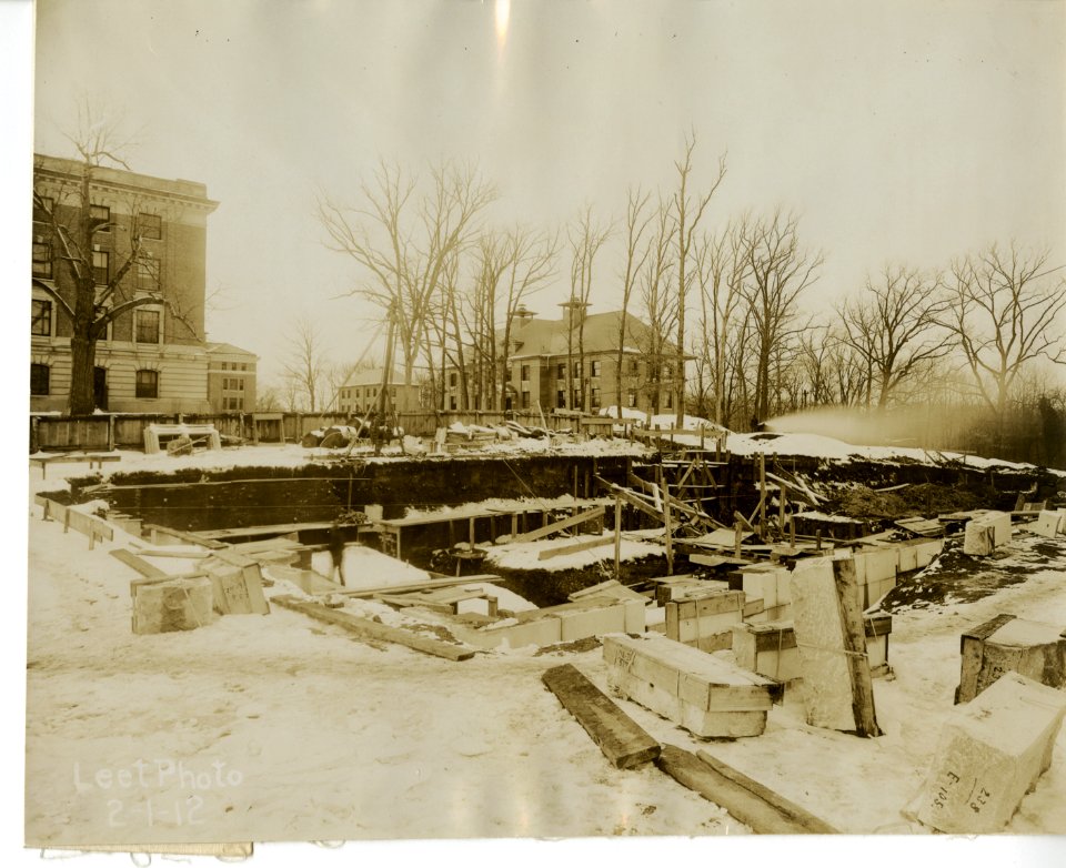 BuildingsonOldCampus 057