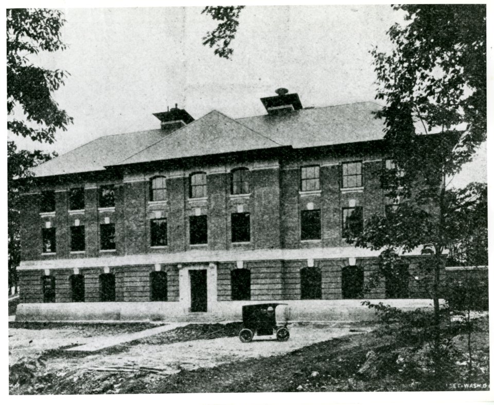 BuildingsonOldCampus 066