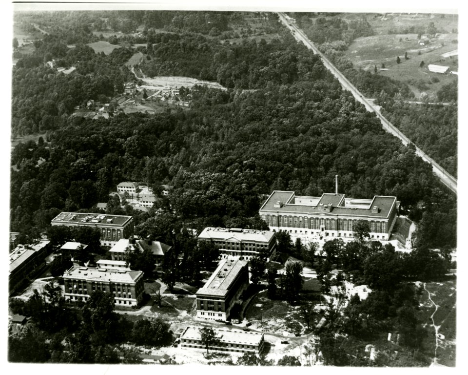 BuildingsonOldCampus 069