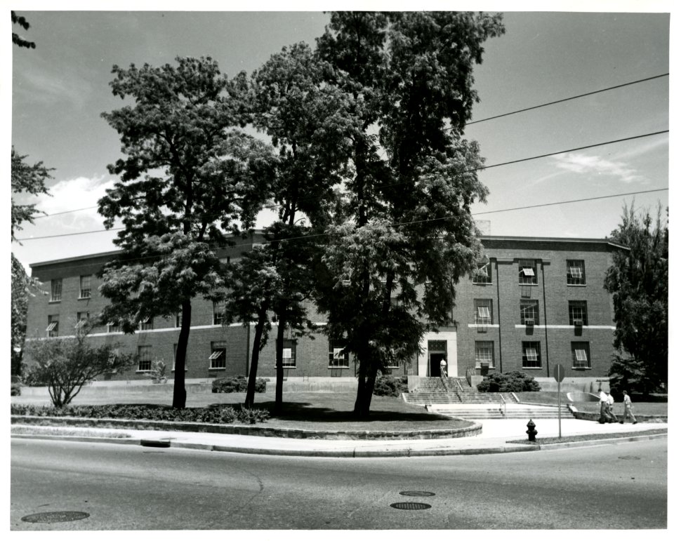 BuildingsonOldCampus 073