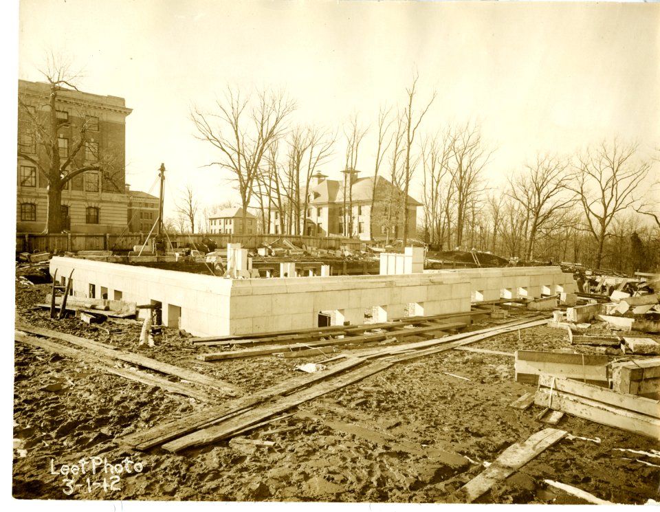 BuildingsonOldCampus 055