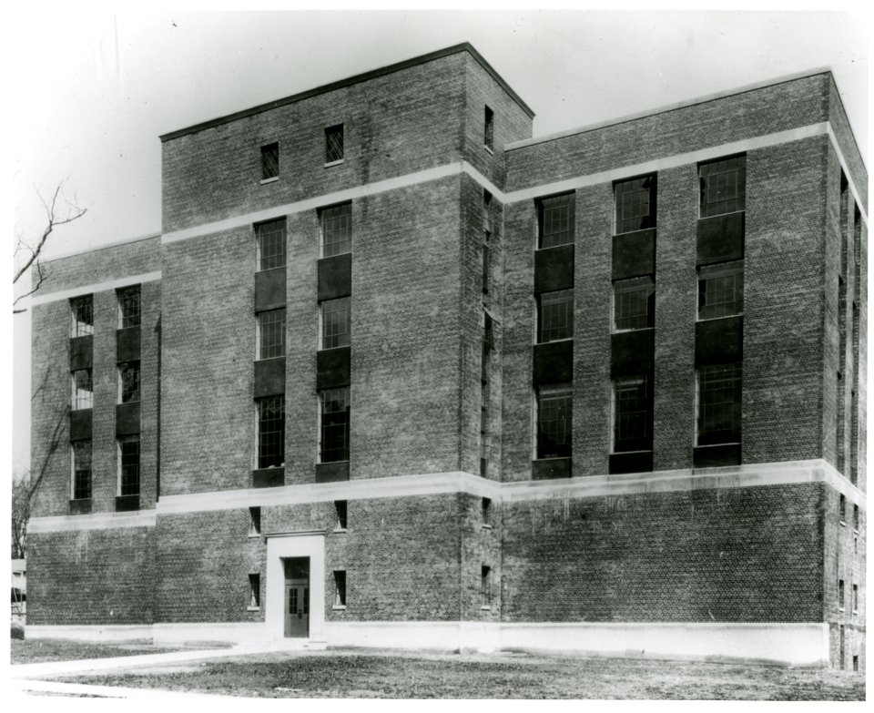 BuildingsonOldCampus 036