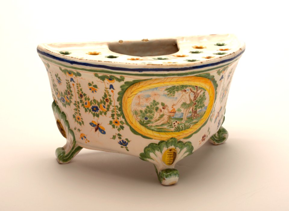 Bulb Pot (France), ca 1900 in 18th century style (CH 18707505)