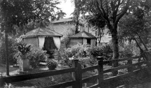 Bulevardi 15, piha - N2041 (hkm.HKMS000005-000001d8)