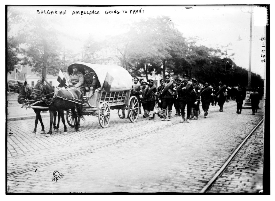 Bulgarian ambulance going to front LCCN2014691449