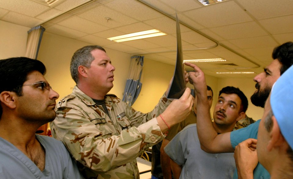 Bulgarian doctors assist Afghans at KRMH DVIDS377260