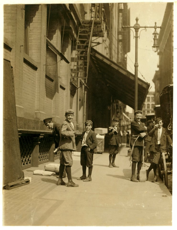Bundle Boys at Nugent's, Washington And Broadway. LOC nclc.03550